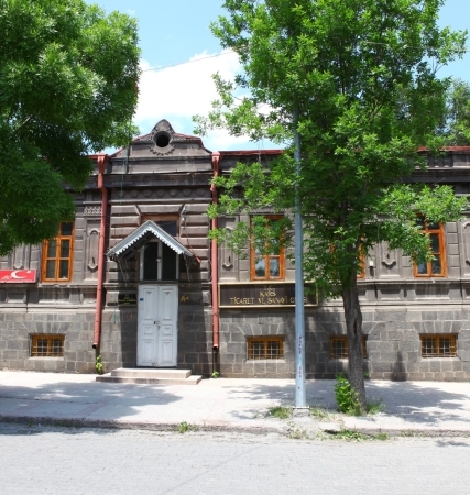 Ticaret ve Sanayi Odası Binası