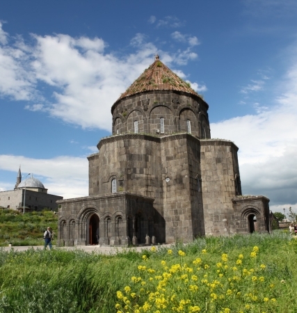 On İki Havariler Kilisesi (Kümbet Camii)